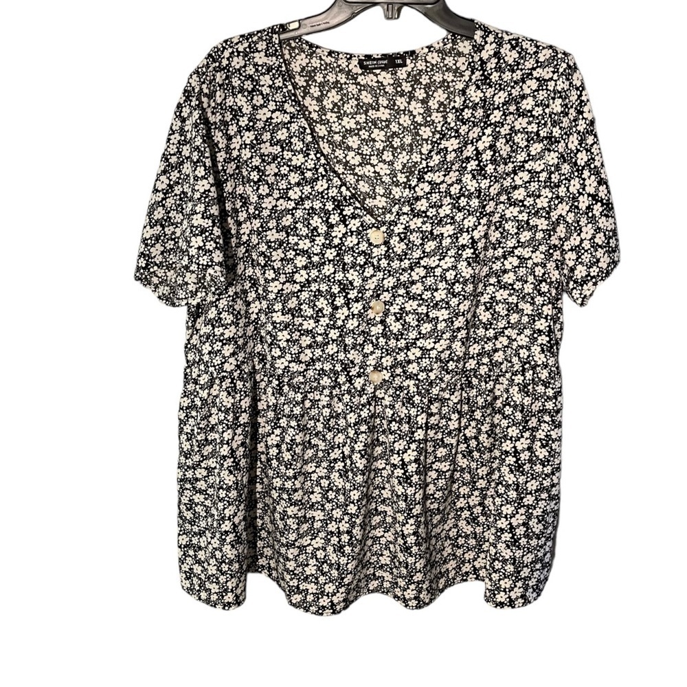SHEIN Black & White Floral Button-Front Short Sleeve Blouse